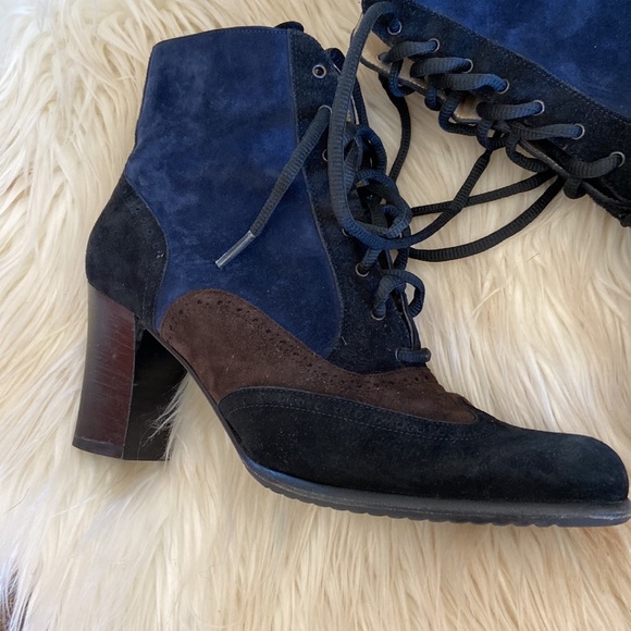 Beautiful vintage wingtip heeled boots - Picture 2 of 10